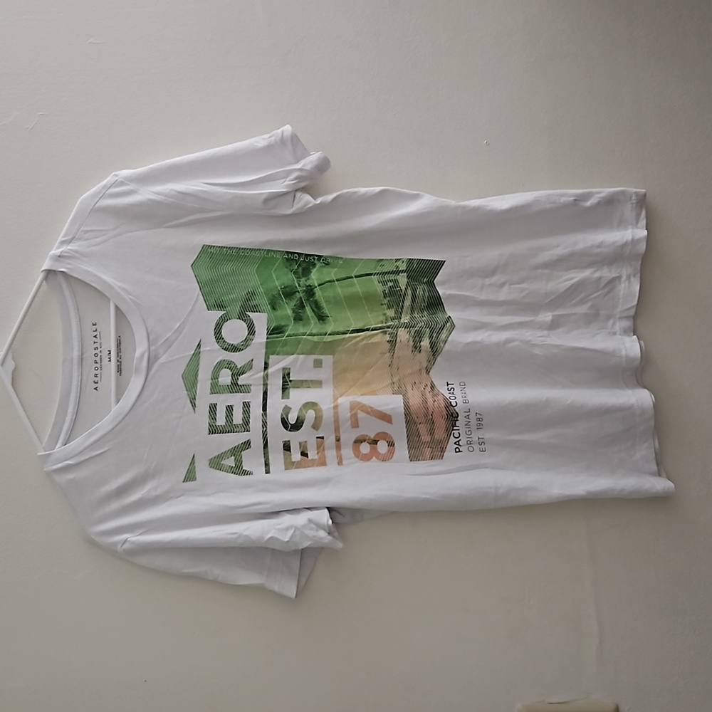 Medium Aeropostale‎ TSHIRT